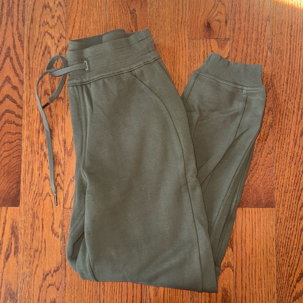 Scuba sweats